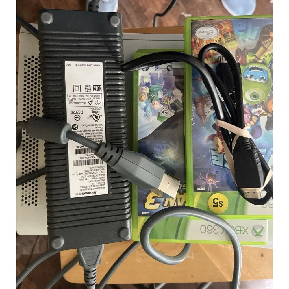 Microsoft Xbox 360 Lot 20GB HDD 3 Games TESTED with power supply and HDMI cable
